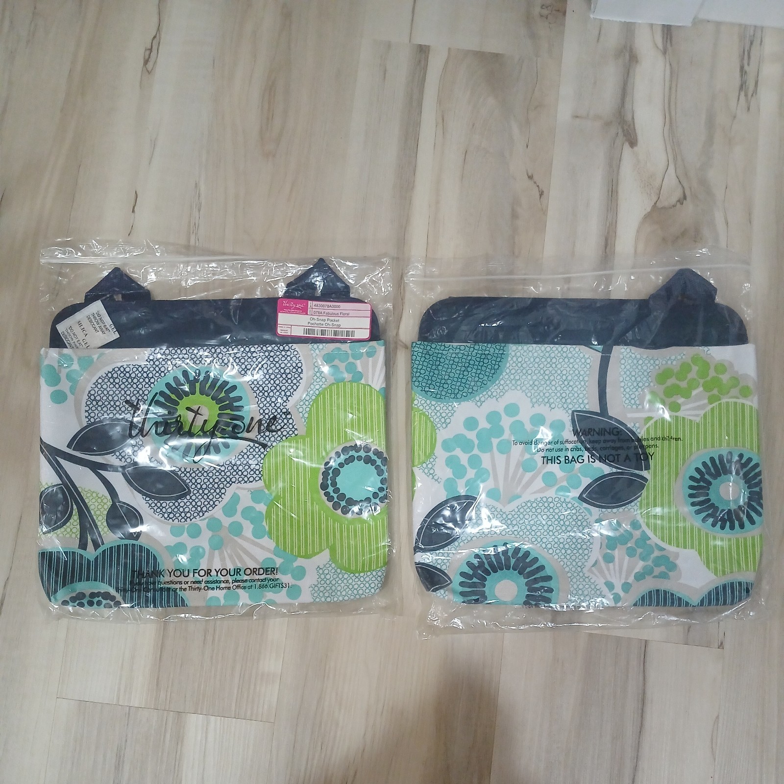 Thirty-One 31 Oh Snap Pocket 078A Two Fabulous Floral 4830 NEW