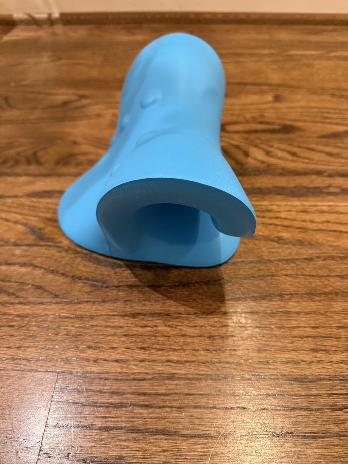 Blue Foam Back & Neck Floor Laying Stretcher