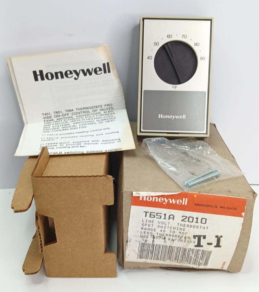 Honeywell T651A 2010 Line Volt Thermostat SPDT 40-90°F Less Thermometer NOS