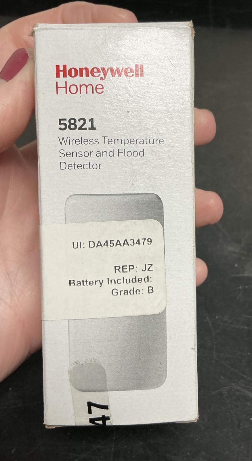 Honeywell Home 5821 Wireless Temperature Sensor and Flood Detector