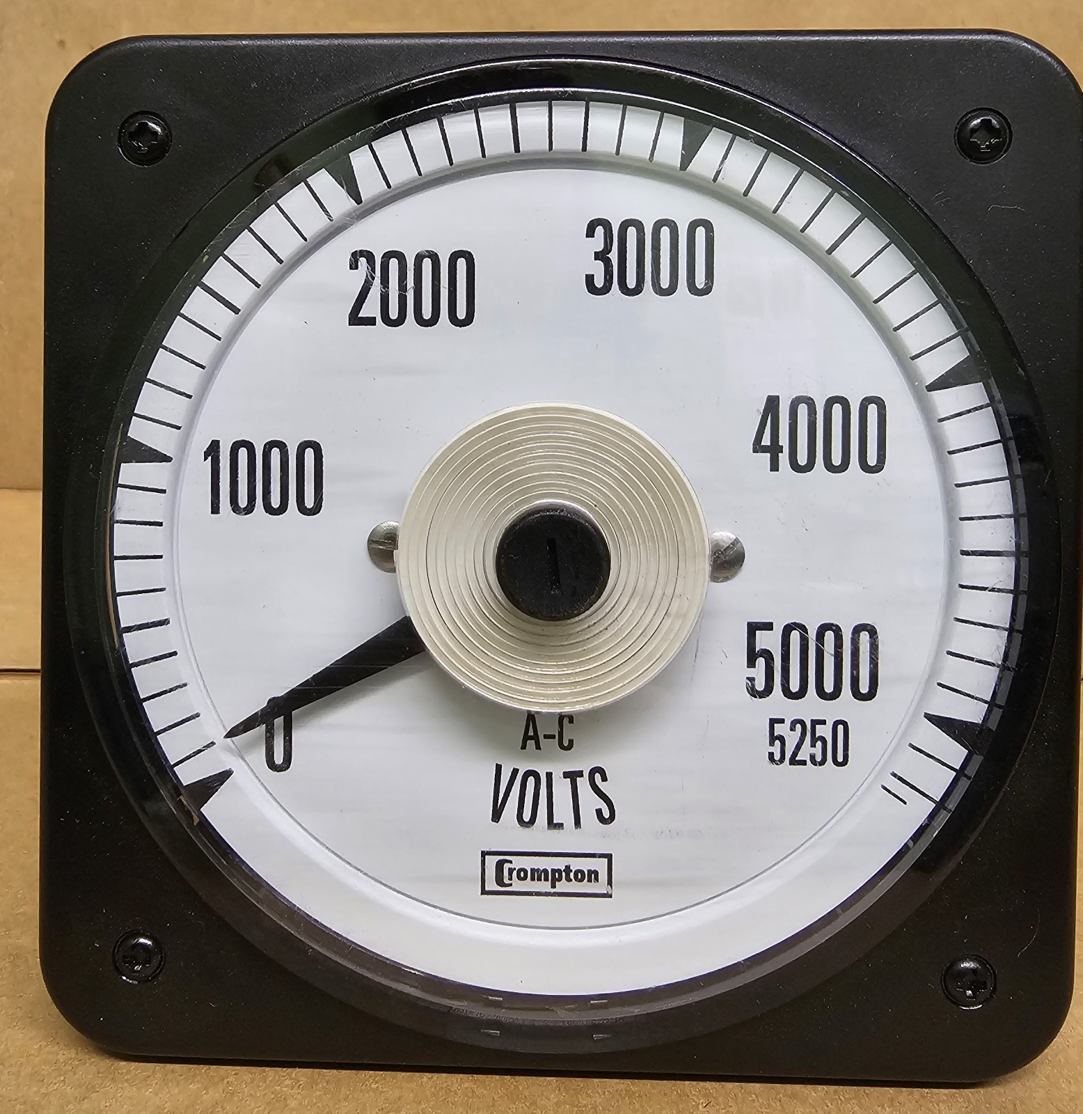 Crompton 007-05GA-PZUL-C7 A-C Volts Meter