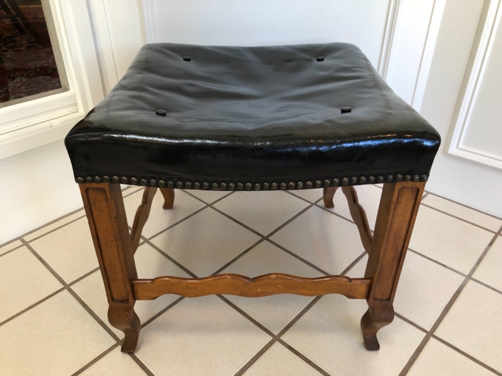 ANTIQUE VINTAGE FRENCH WALNUT & BLACK LEATHER TUFFED FOOTSTOOL W BRASS BRADS