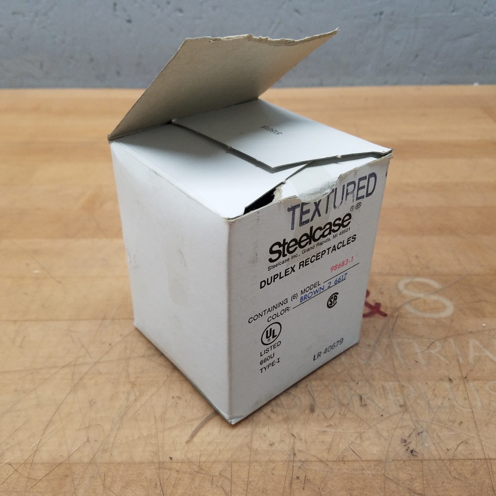 Steelcase 98665 Duplex Receptacles, Brown, 120V, 15A, Steelcase Cat. No. 98683