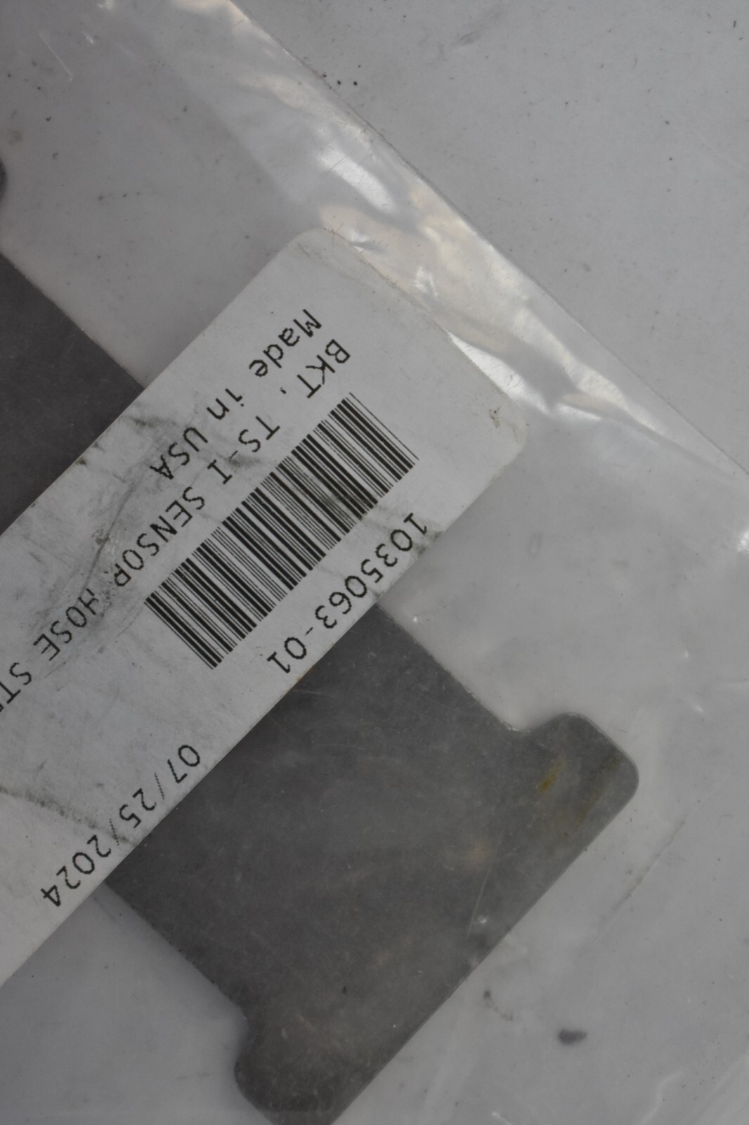 Topcon TS-I Sensor Hose Strain Relief Bracket 1035063-01 Replacement Unit