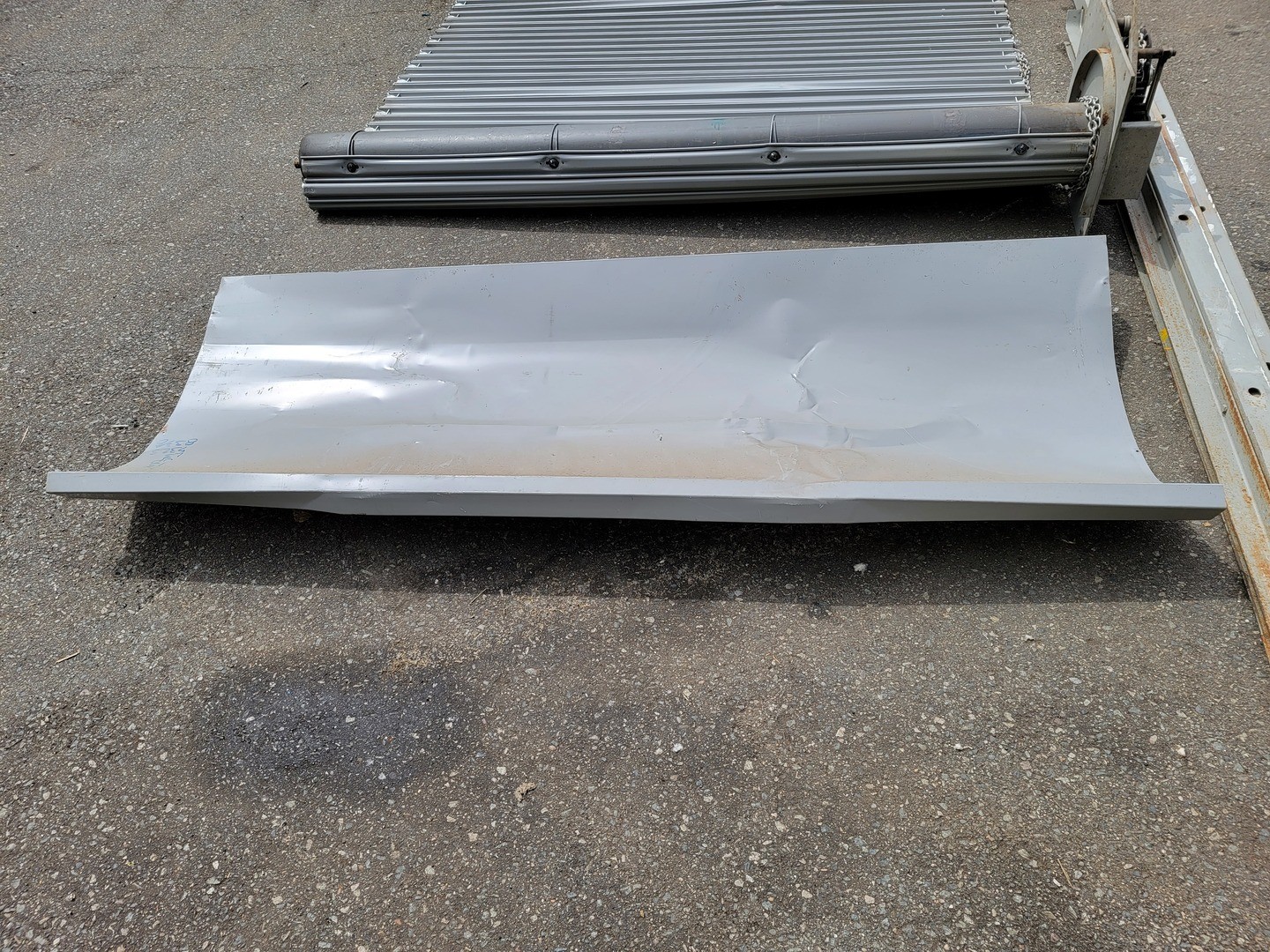 10ft x 7.5ft Roll up Overhead Door – Workbenches