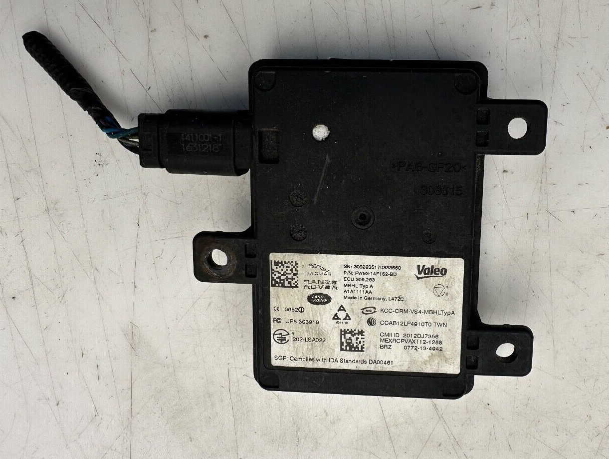 2016-2020 JAGUAR XE XF F-PACE REAR LEFT / RIGHT BLIND SPOT SENSOR CONTROL MODULE
