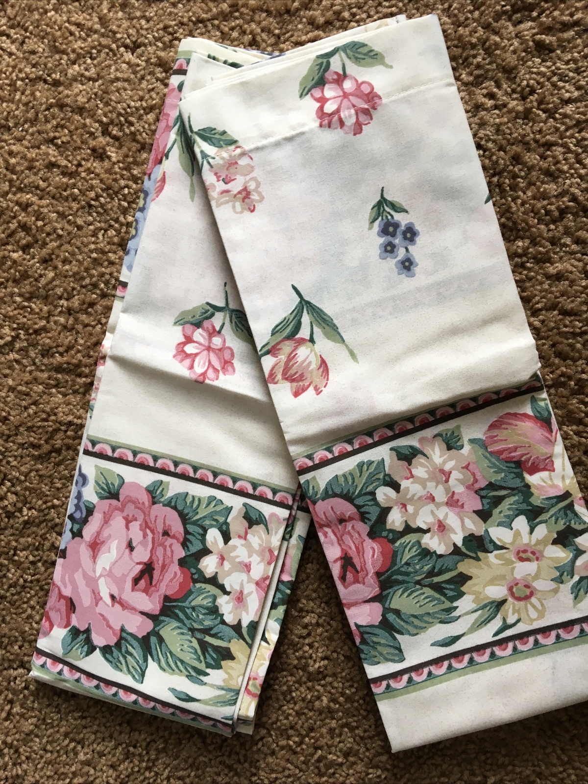 Vintage & New ROYALE Set of Standard Size Floral Pillowcases  USA