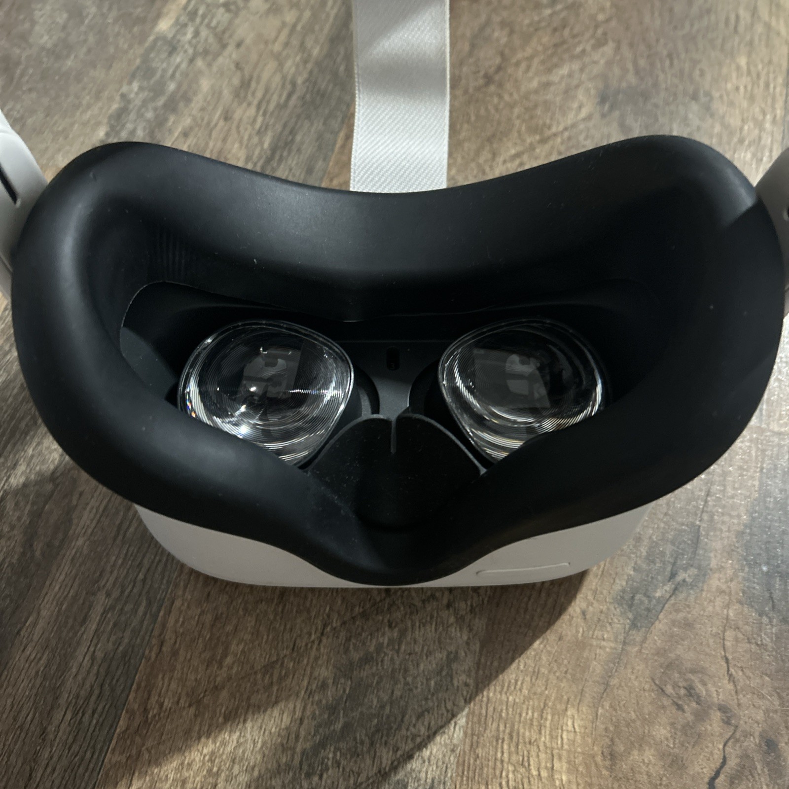 Meta Quest 2 - 64GB - Headset Only