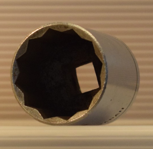 UNBRANDED SIZE 1-3/16" 12 POINT SOCKET 1/2" DRIVE MADE IN JAPAN SAE CHROME TOOL
