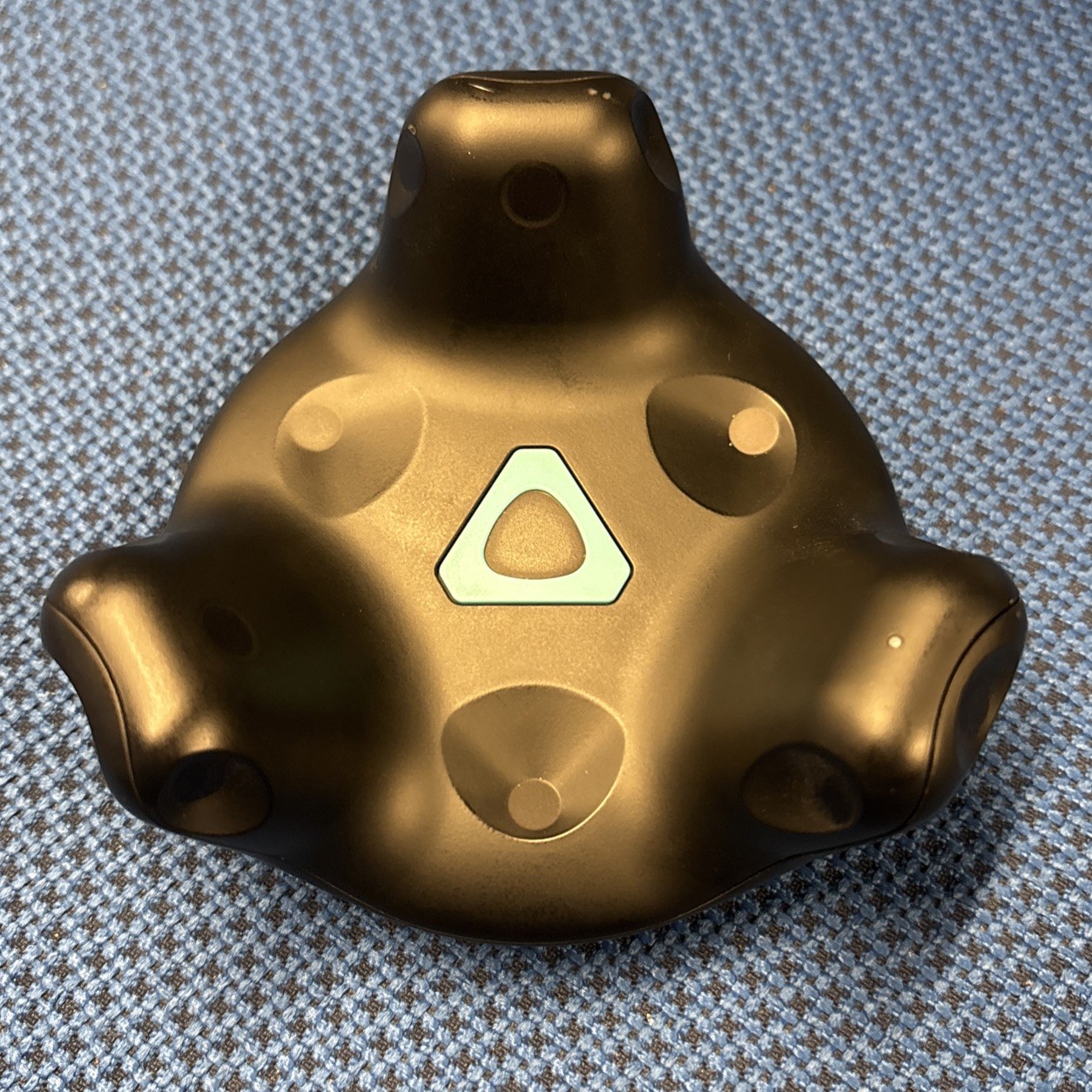 HTC VIVE Tracker 2.0-Model 2PYV200- For Full Body Tracking, Virtual Production