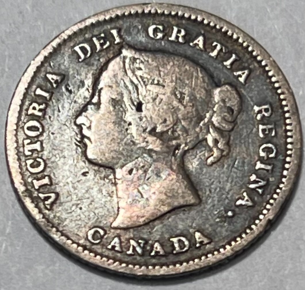 CANADA - Queen Victoria - Silver 5 Cents - 1882H - Heaton - Km-2 - FREE USA S&H!