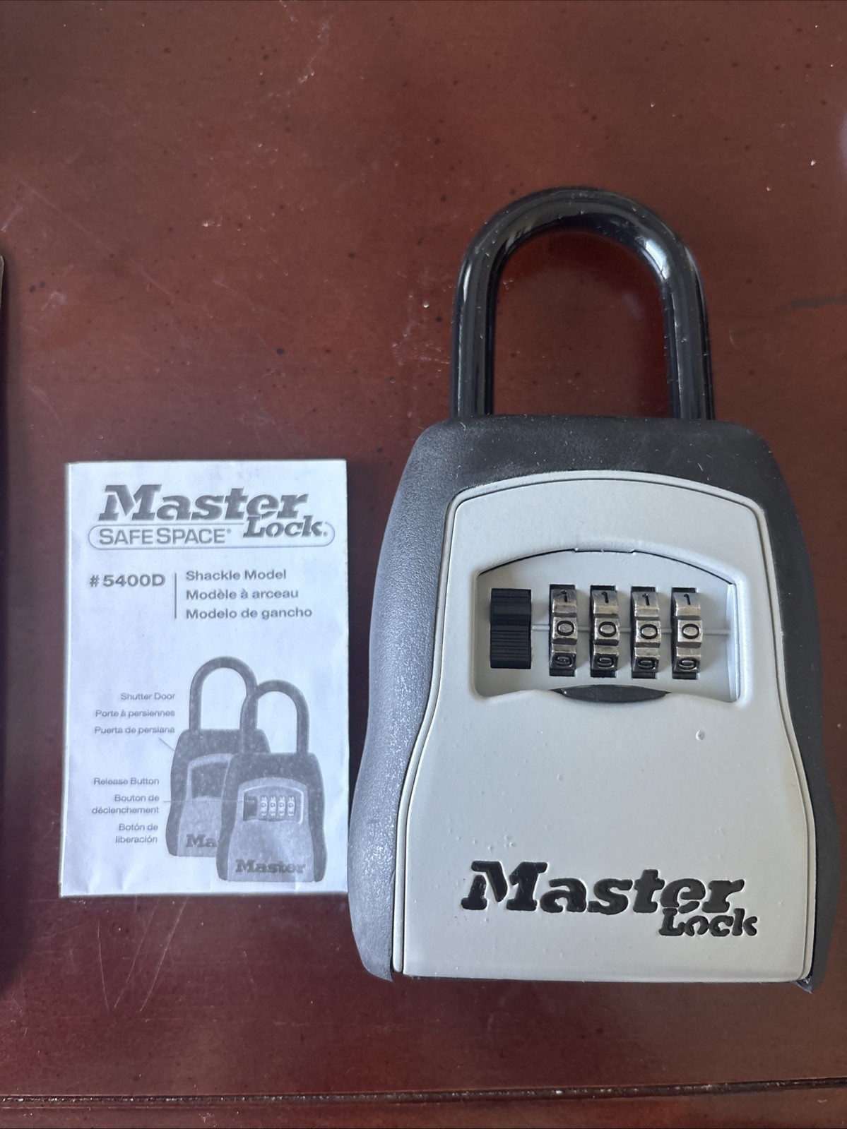 Master Lock 5400D Key Lock Box 4-Digit Combination Wall Mount Realtor Safe