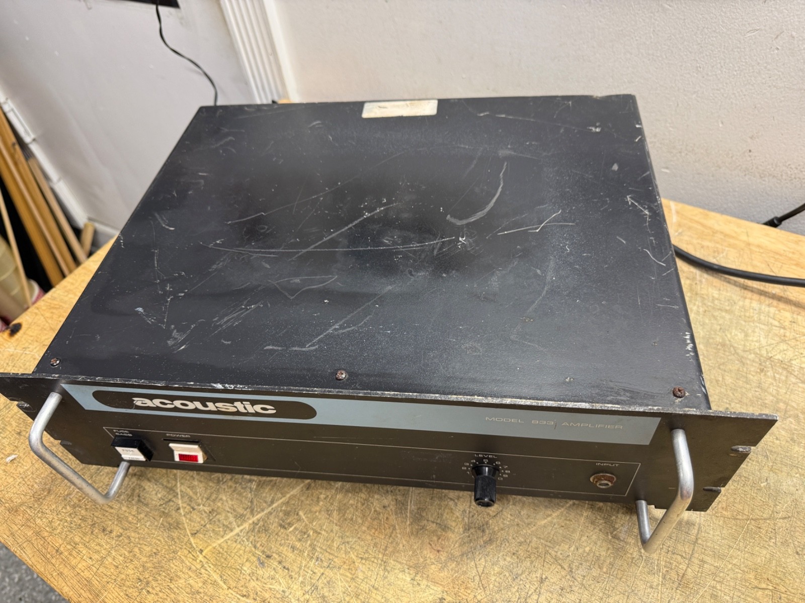 ACOUSTIC 833 POWER AMPLIFIER