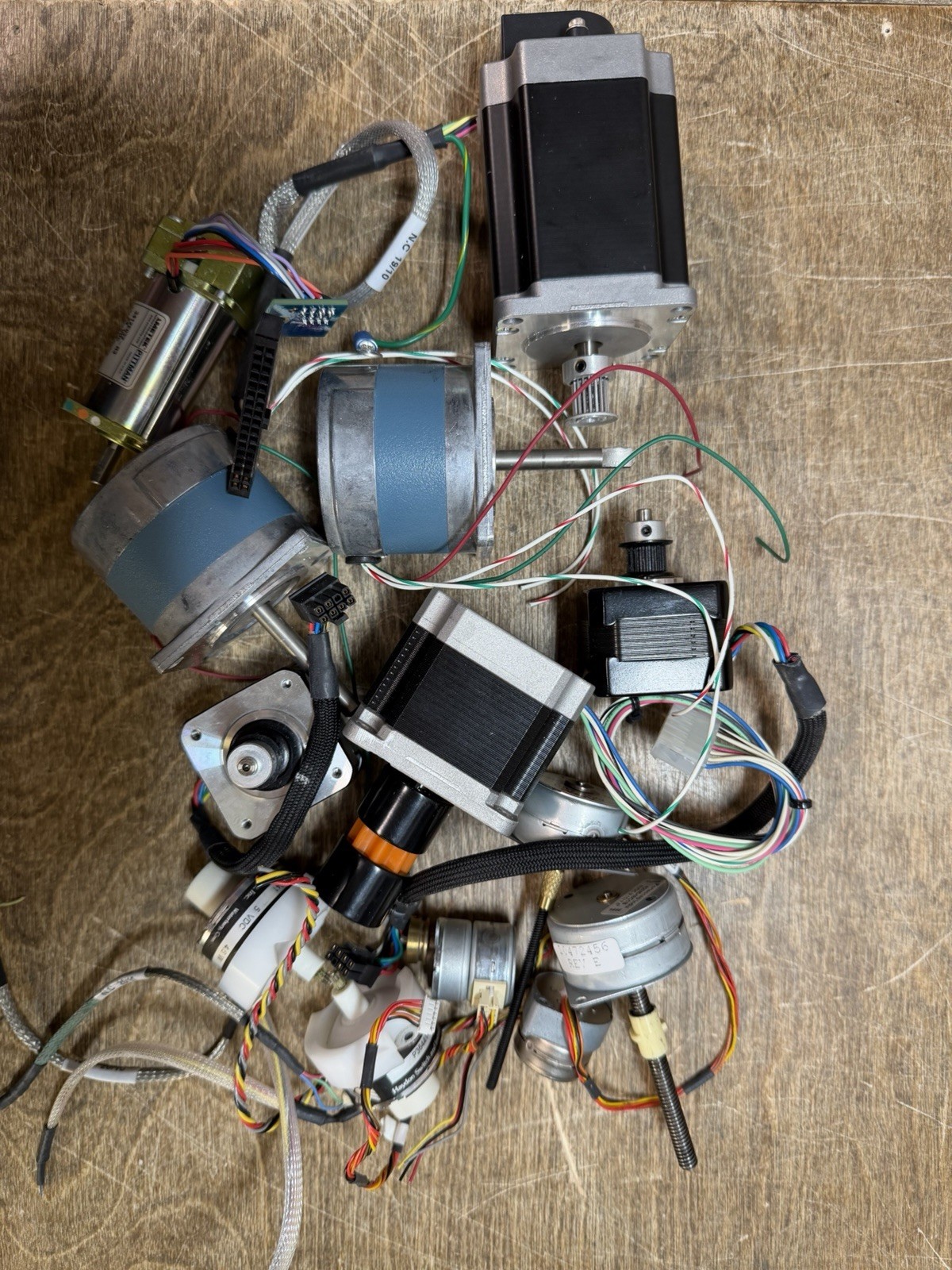LOT OF 12 STEPPER MOTORS WORKING PULLS VEXTA HAYDON LIN