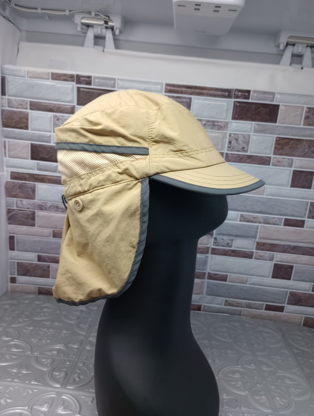 Rei Youth Boys 7y-14y Sun Runner Cap With Neck Cover Beige Nylon/Mesh