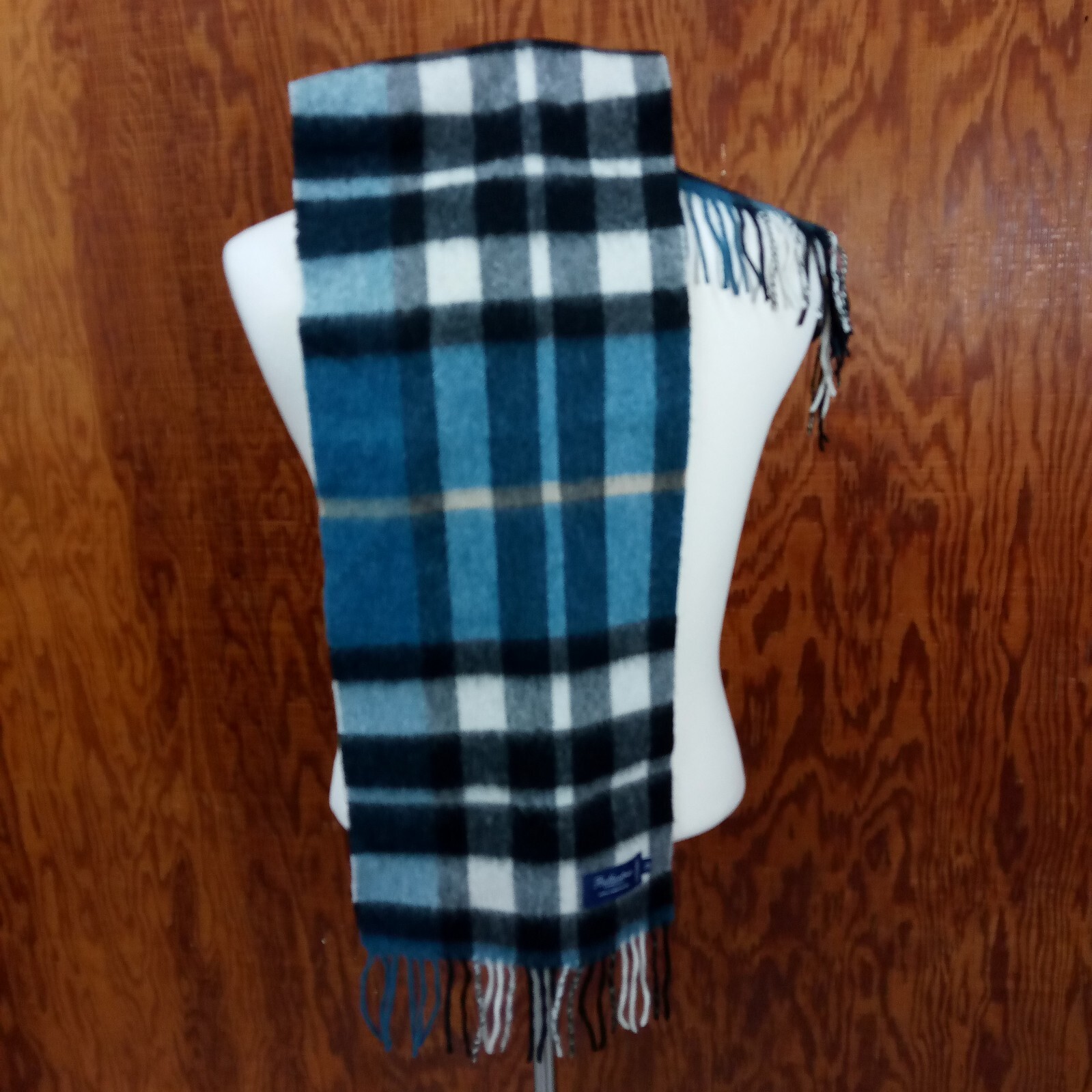 Ballantrae Edinburgh Men’s Scarf Blue / Black Plaid Lambswool One Size