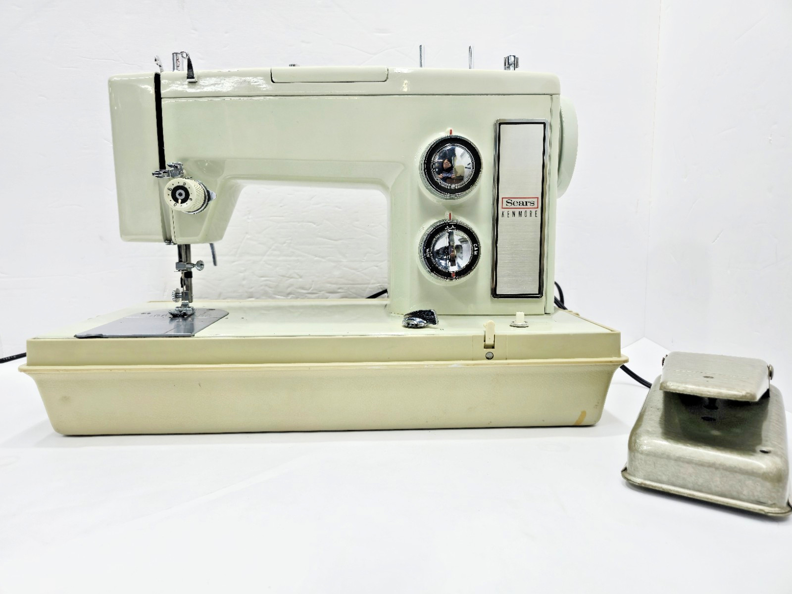 Sears Kenmore 158.17550 Vintage Sewing Machine Heavy Duty Metal Japan - NICE