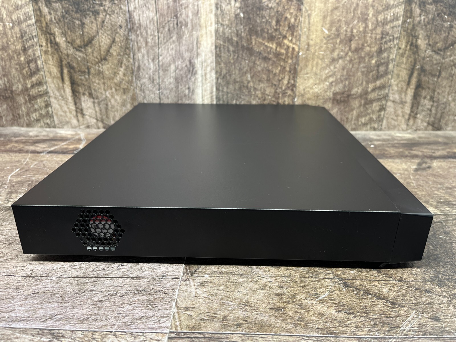 Storm INS161624KN Network Video Recorder 1TB HDD