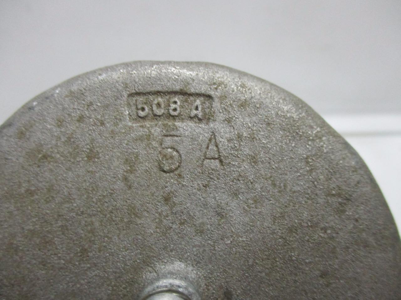 2-1/2" Conduit Cap w/chain 508 A - NEW