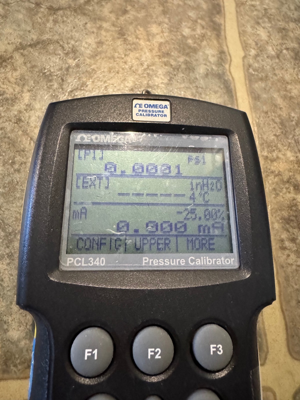 EUC Omega PCL340 Handheld Pressure Calibrator 0.05% Full-Scale Accuracy