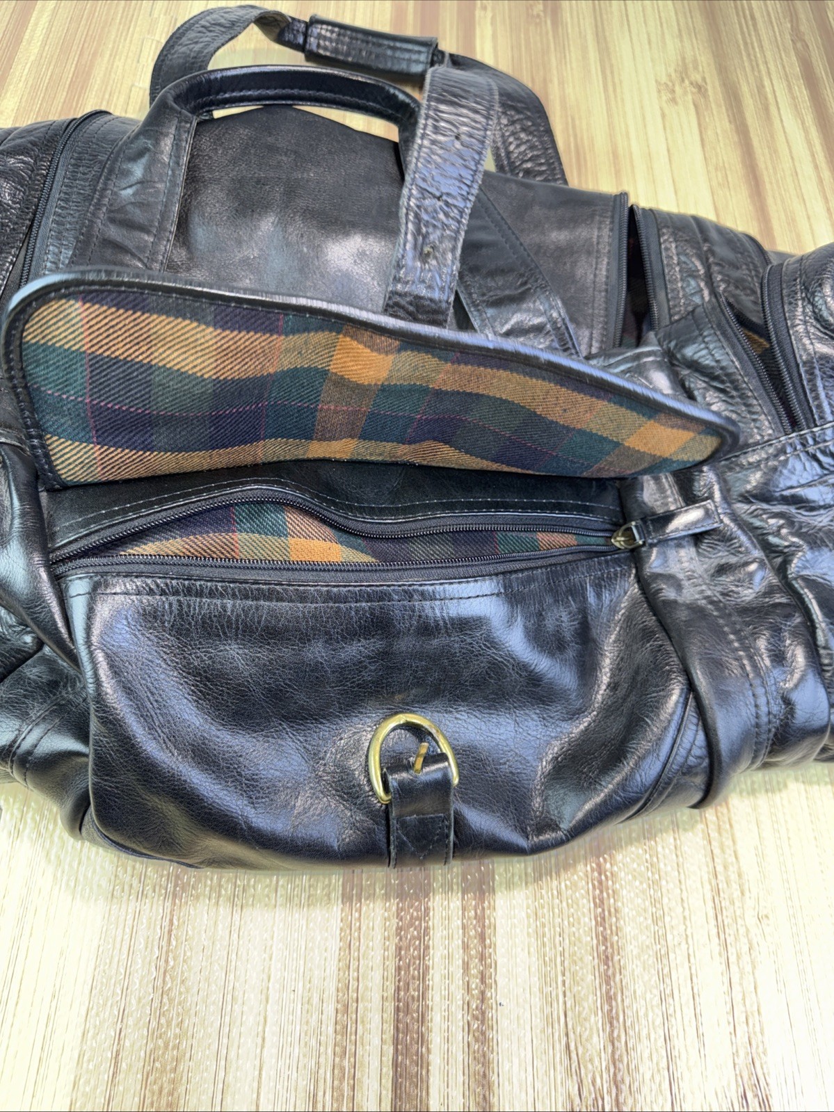 Hidedesign Leather Duffel Bag Black Weekender Shoulder Strap Compartments India