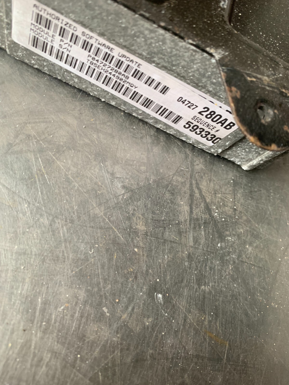 00 3.3L CARAVAN SPORT PCM Engine Control Module PCM Computer 04727280AB