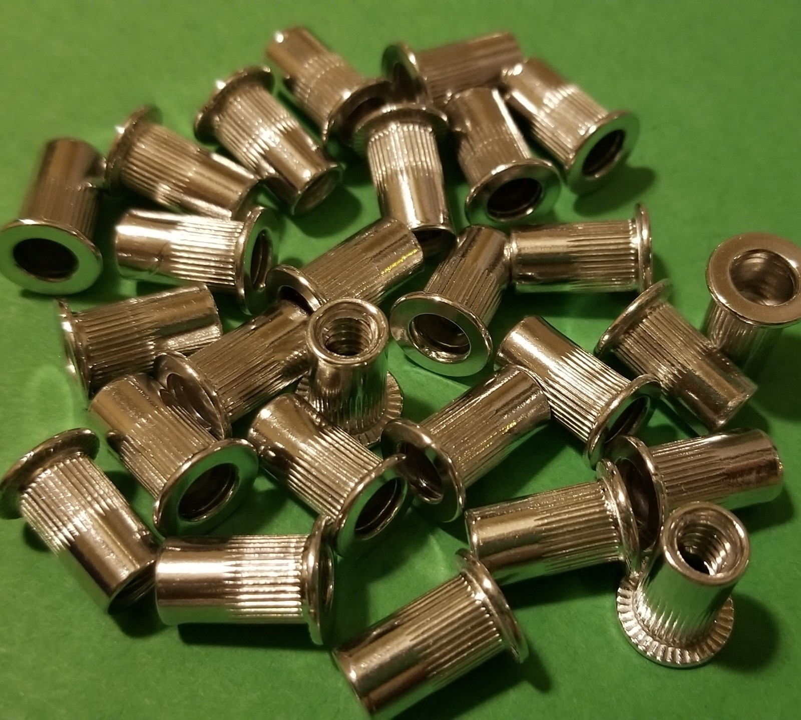 10-24 Aluminum Rivet Nut Rivnut Insert Nutsert SAE 100 pcs