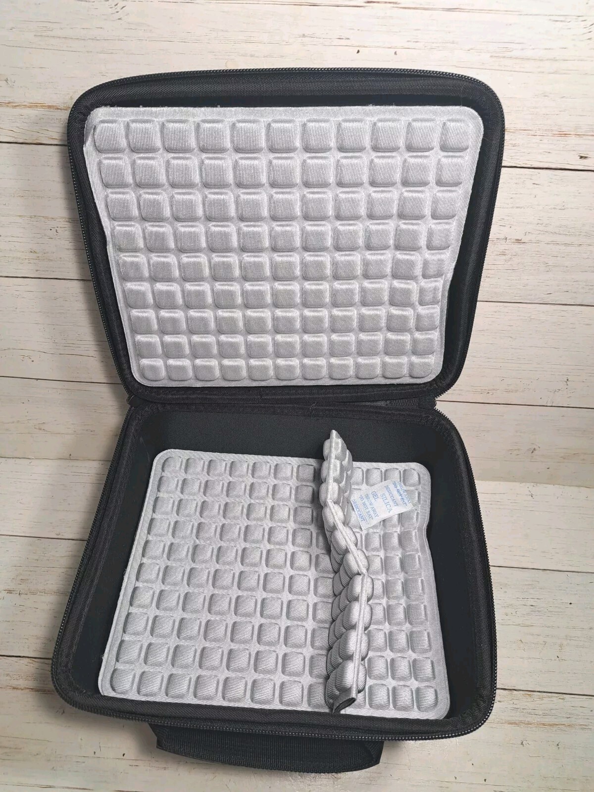 harddrive case for Data Port DP10 for Solidstate Drive anti-shock bubble interi