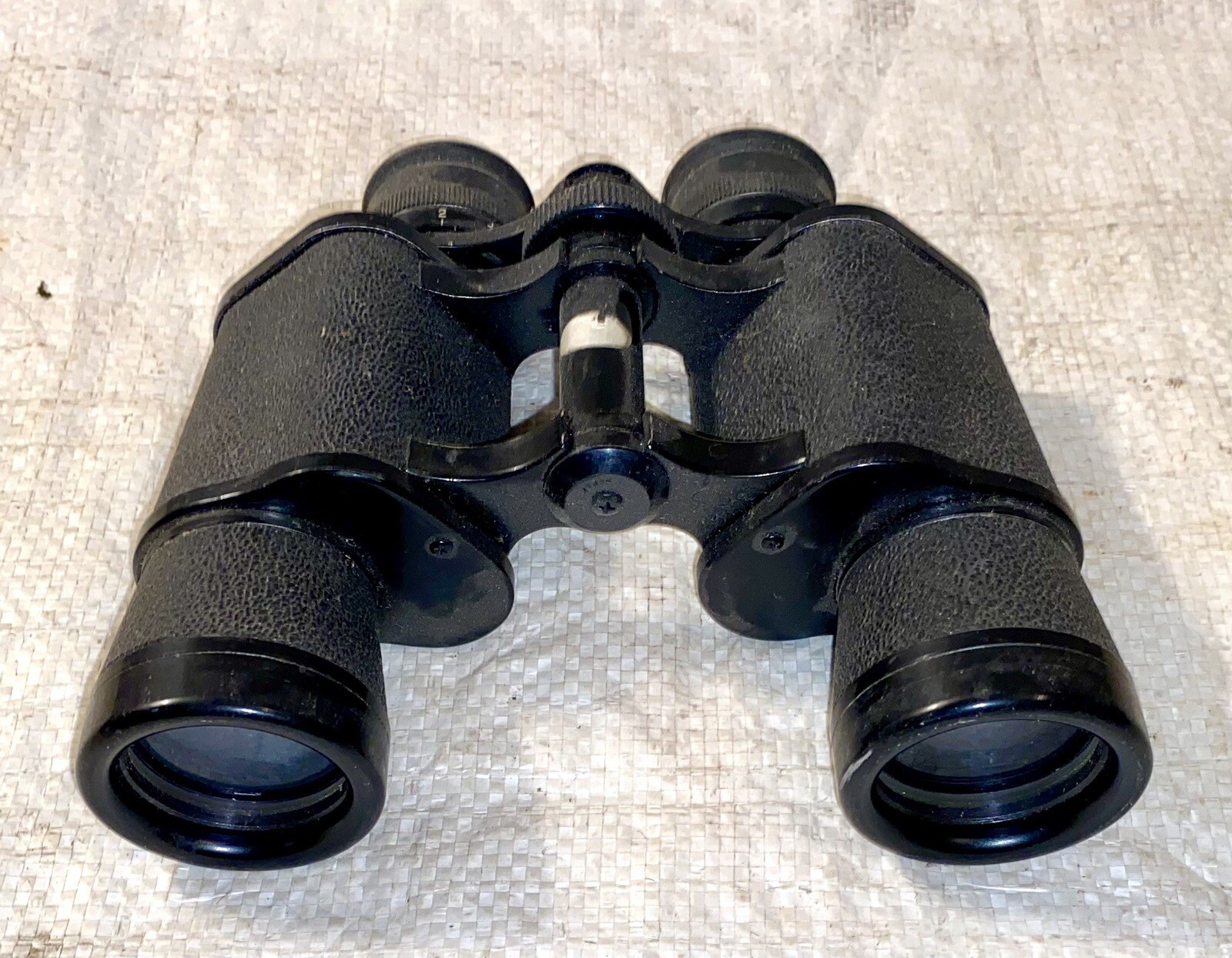 VINTAGE TASCO MODEL NO. 304 7x35 BLACK BODY LIGHT WEIGHT BINOCULARS