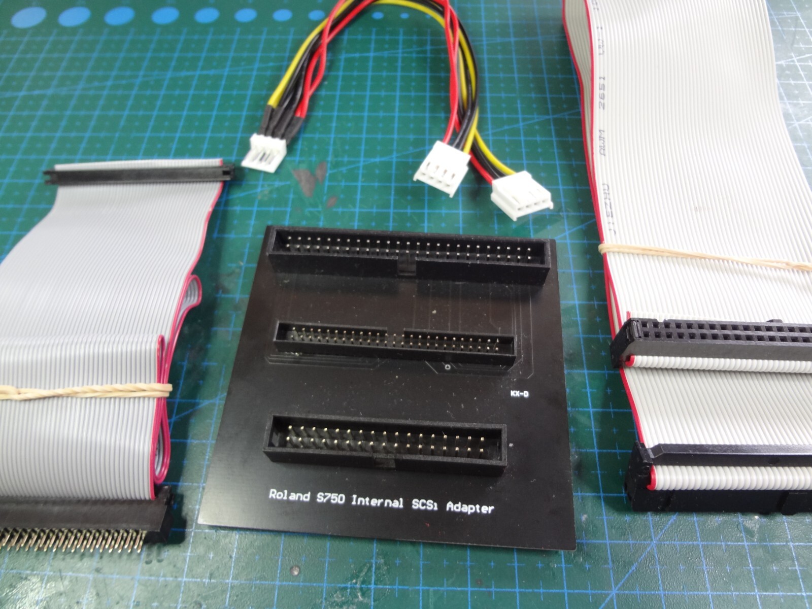 Roland S750 Sampler internal SCSI adapter - w/ Ribbon cables and power splitter