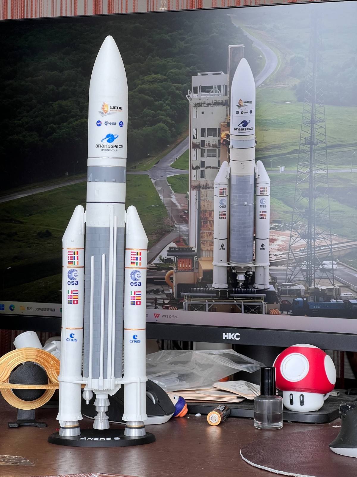 1/200 ESA Ariane 5 Launch Vehicle JWST Launch Mission 3D Rocket Model
