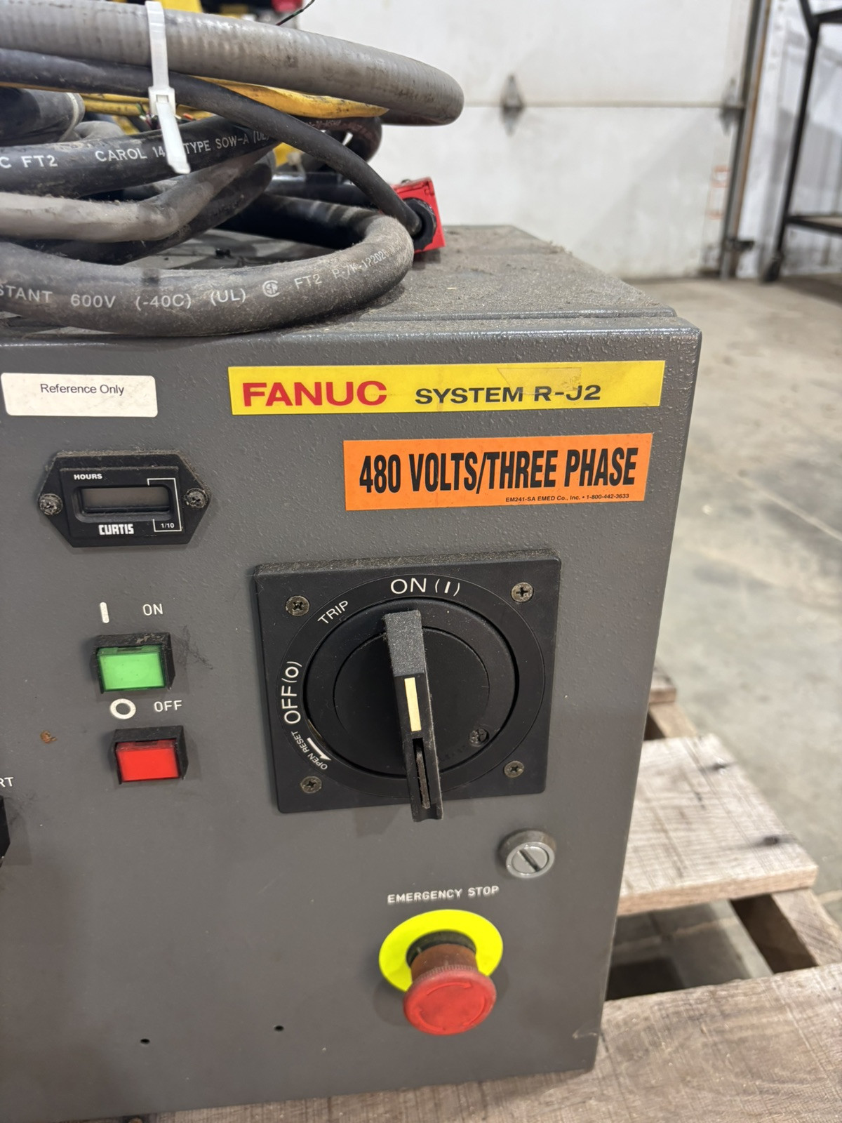 Fanuc M-6I Industrial Robot 6 Axis R-J2 Controller Teach Pendent Complete Unit