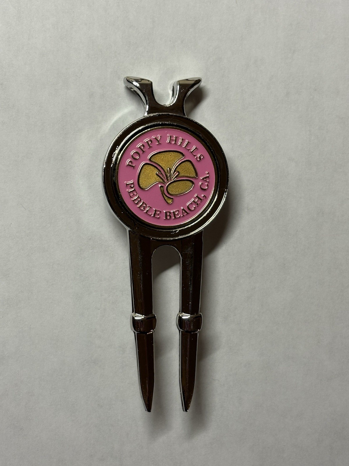 Poppy Hills Golf Course Authentic Members Divot Tool & 1" Coin Style Golf Marker