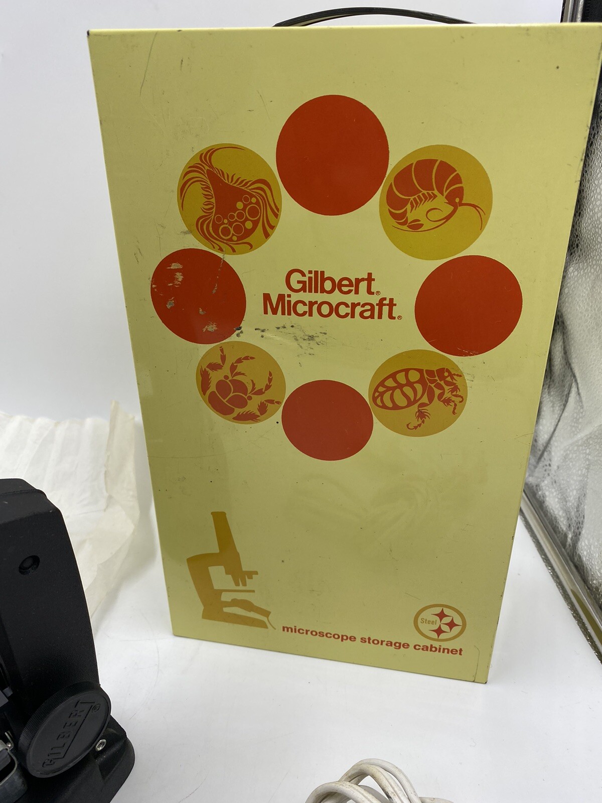 Vintage 1972 Gilbert Microcraft Microscope W/ Metal Case M8349