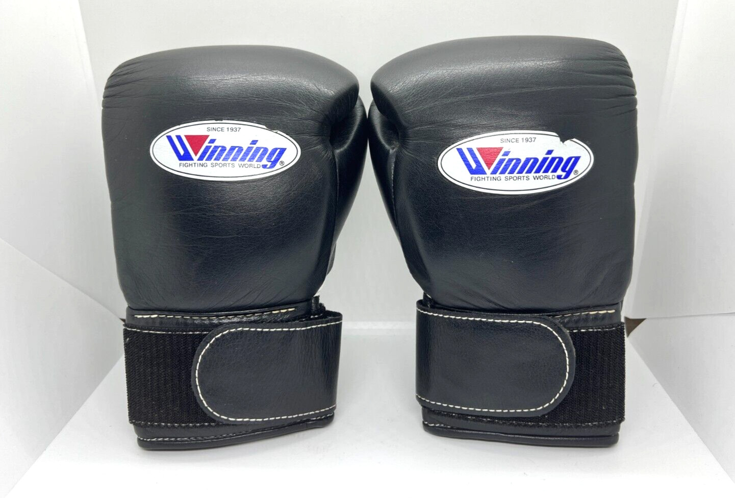Winning Boxing Gloves MS-200B 8oz Professional Type Black JAPAN Used
