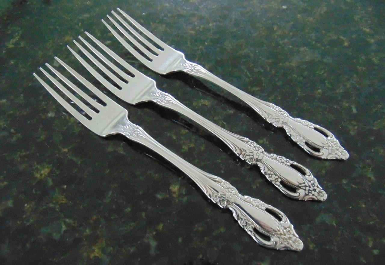 Oneida RAPHAEL Dinner Fork Lot of 3 Forks Stainless
