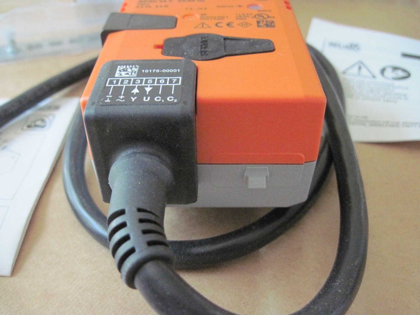 Belimo LM24A-MOD Damper Actuator, Non Fail-Safe (Non Spring Return), 24V AC/DC