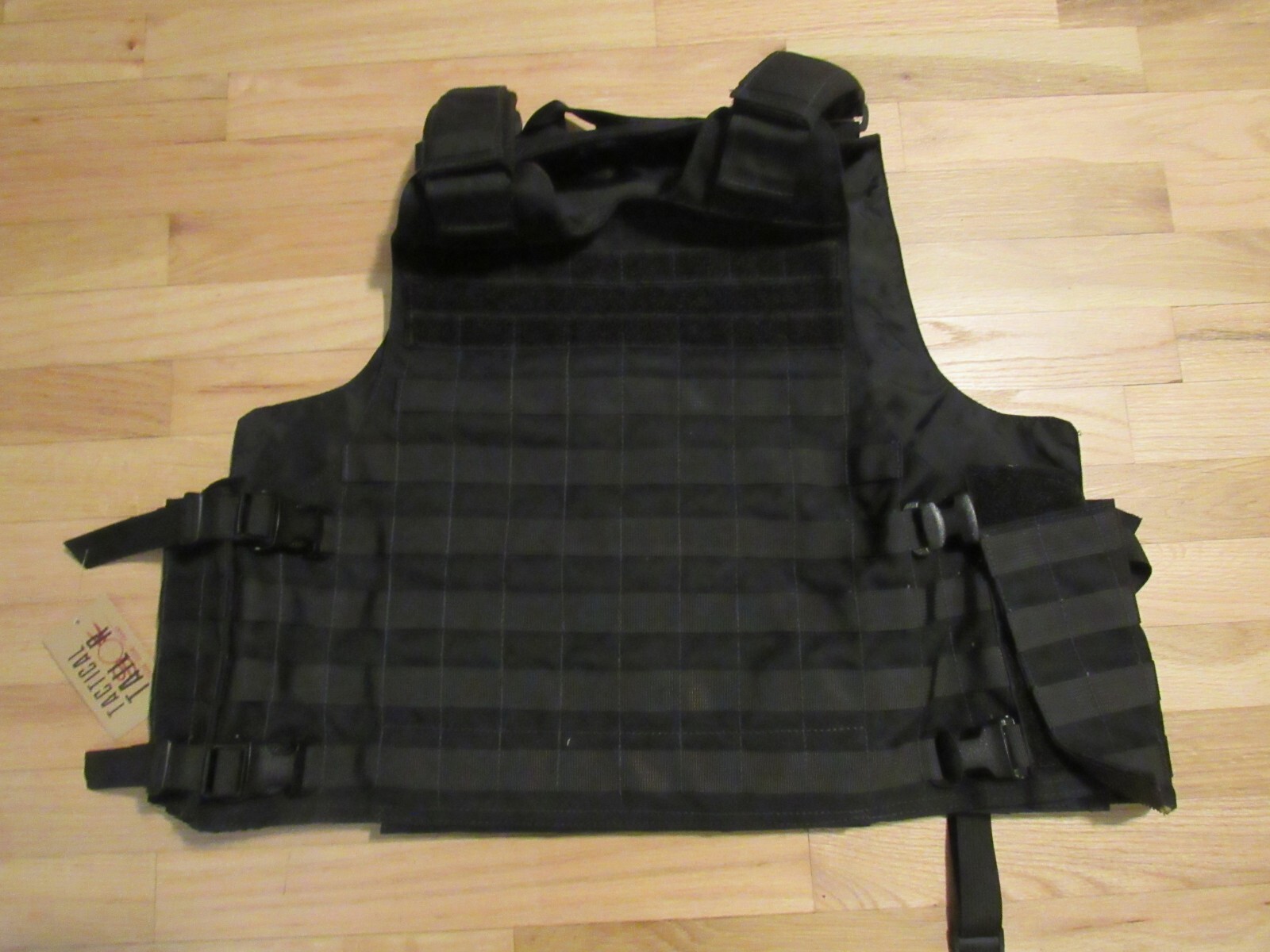 Tactical Tailor Low profile Armor carrier Large / XL  Black vest only
