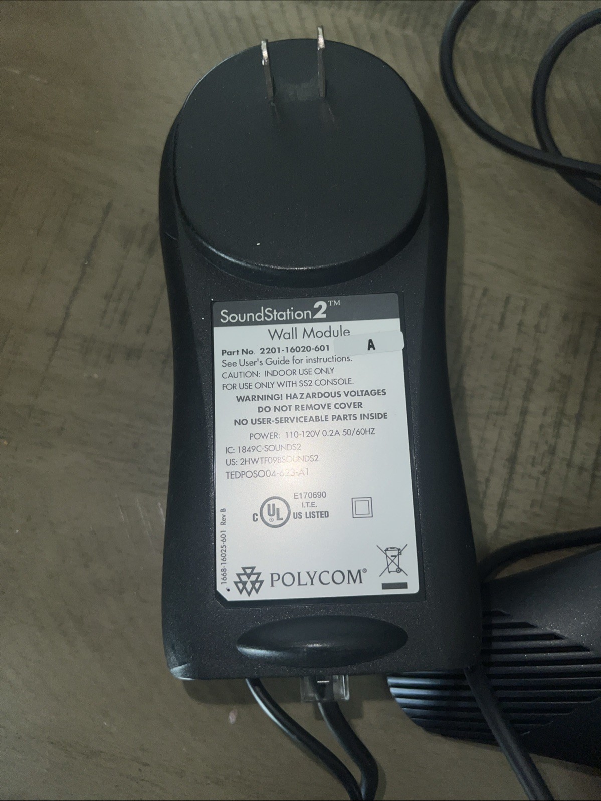 Polycom SoundStation 2 Conference Phone 2201-15100-601 w/ Wall Module