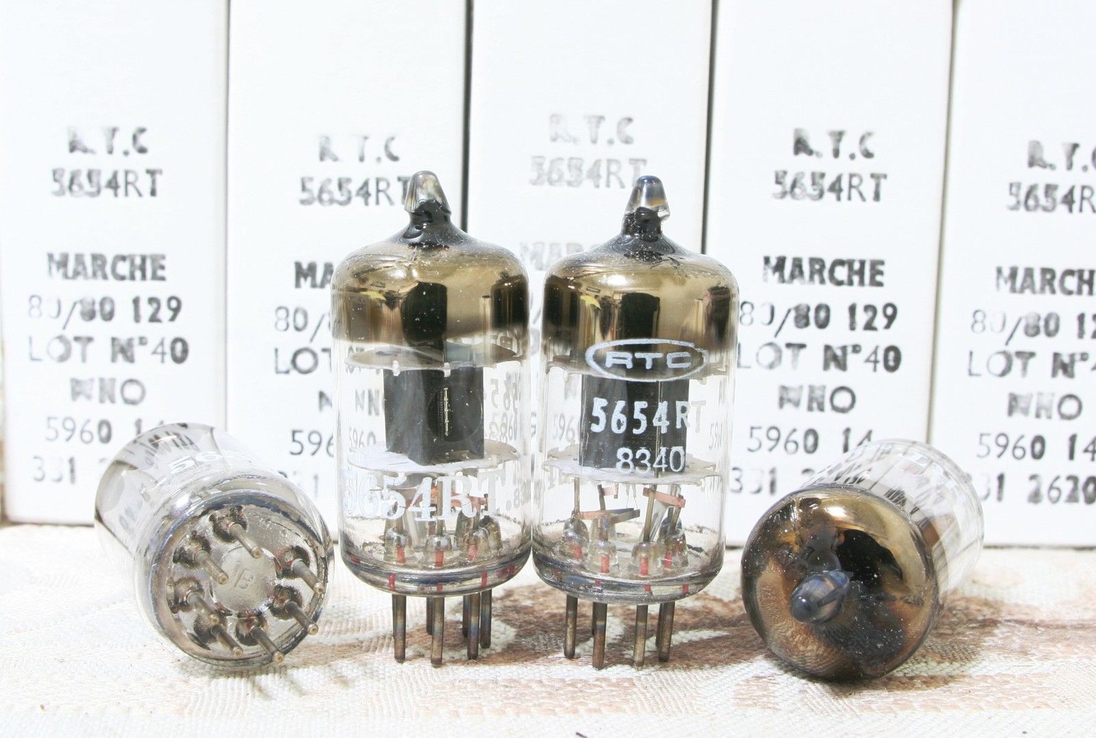 Match1 Pair NOS military Mullard 5654/6AK5 BLACK HOLE plate tube  Little Dot