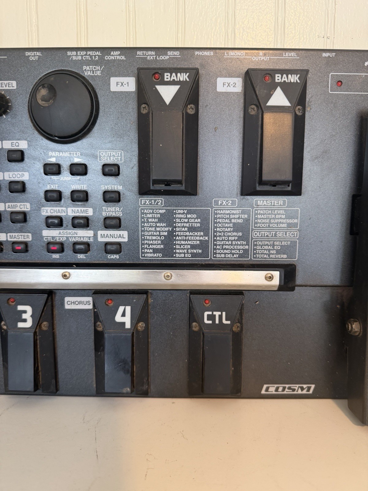 BOSS GT-8 Guitar Effects Processor Multi-Effects Pedal COSM w/ AC Adapter Tested