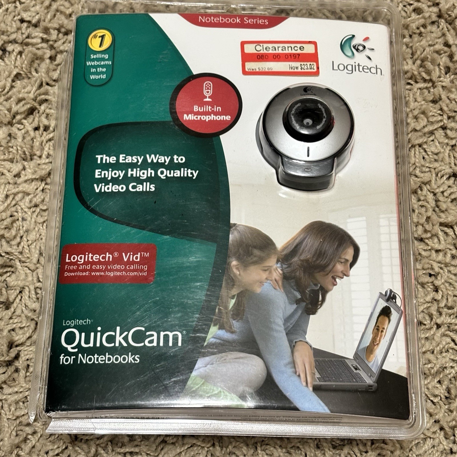Logitech QuickCam for Notebooks Silver Built In Microphone New