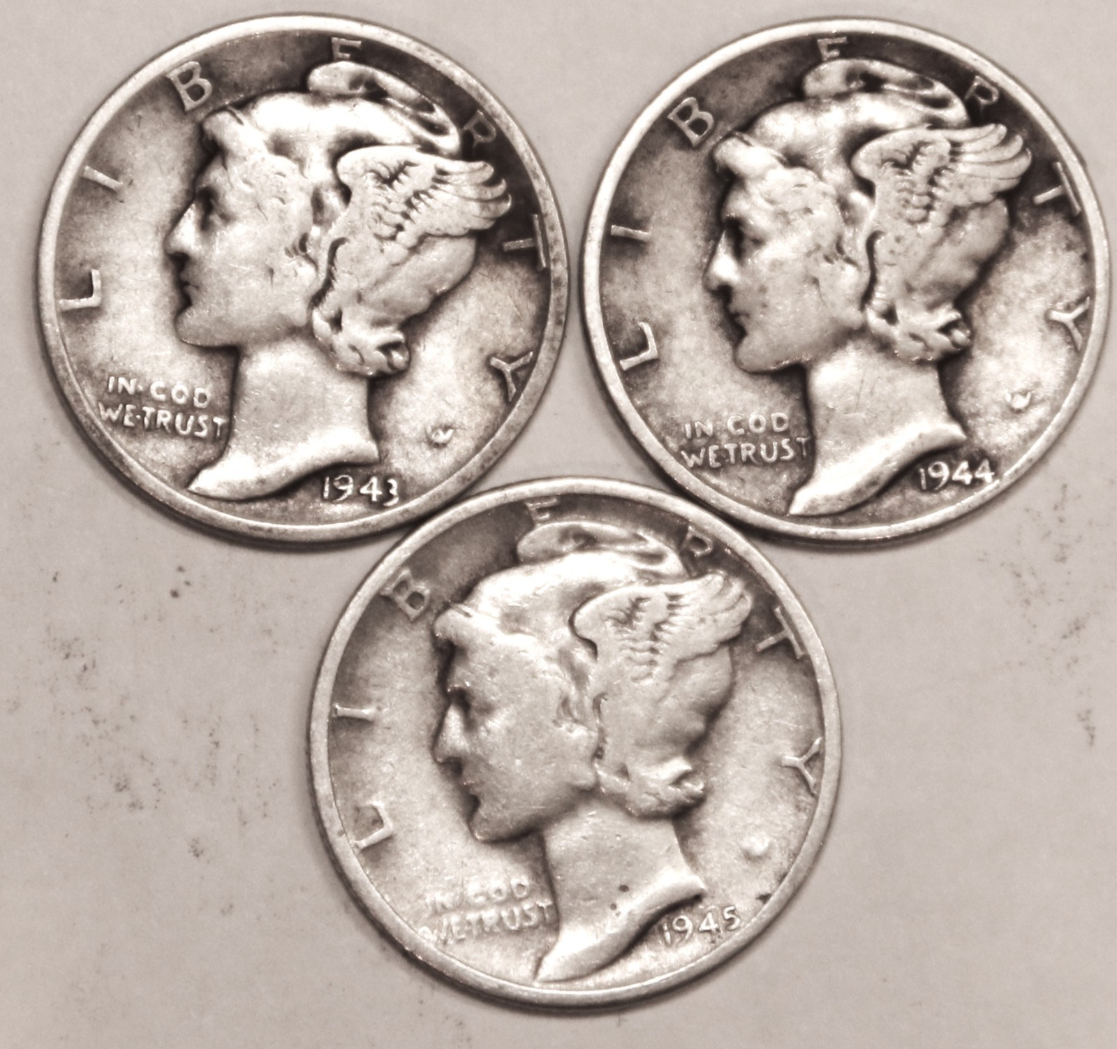 (3) Mercury Dimes - Fine - 1943 1944 1945D - #4635ED