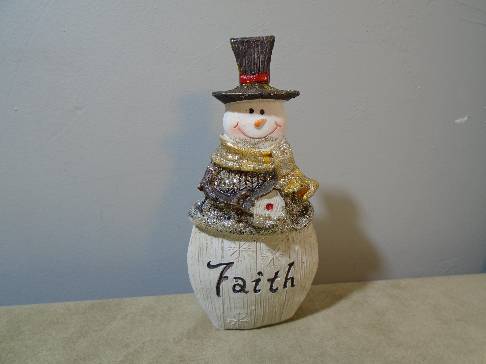 “FAITH” SNOWMAN 4.75” FIGURE UNBRANDED (SF811)