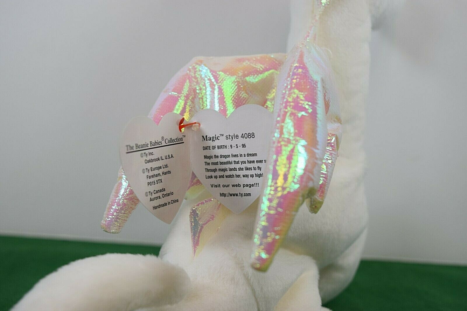 TY - The Beanie Babies Collection "Magic" The Dragon. In mint condition.