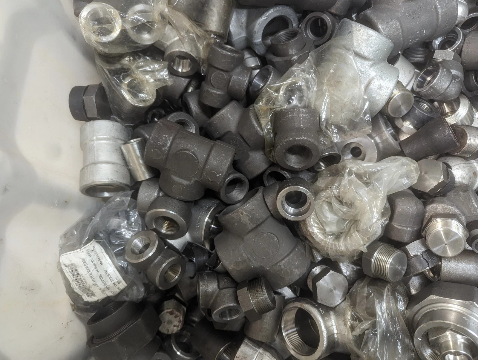 30 LBS Lot~Assorted Pipe Fittings Threaded~Black Malleable~Galvanized~Cast Iron