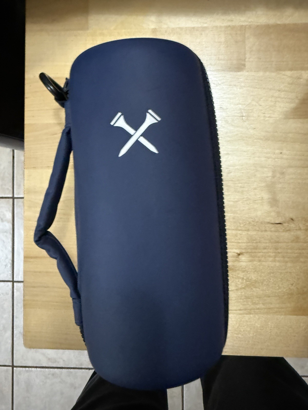 Used Blue Tees Player+ Navy Blue. Comes with Hard Shell Case And MagHub