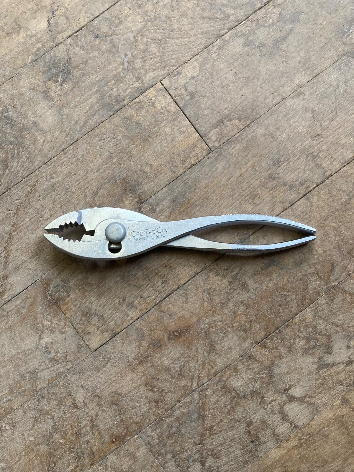 NOS WWII-Era Cee Tee Slip Joint Pliers (CEE-THESE-TEES)