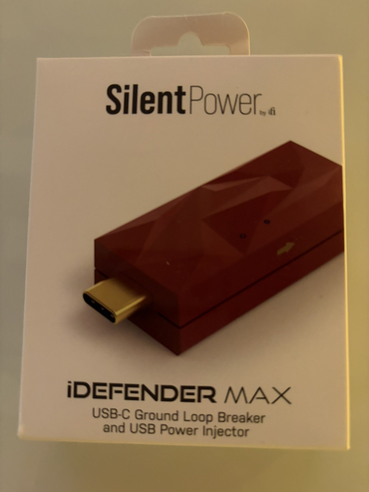 iFi iDefender MAX Intelligent USB-C ground loop breaker Power Isolator Ground