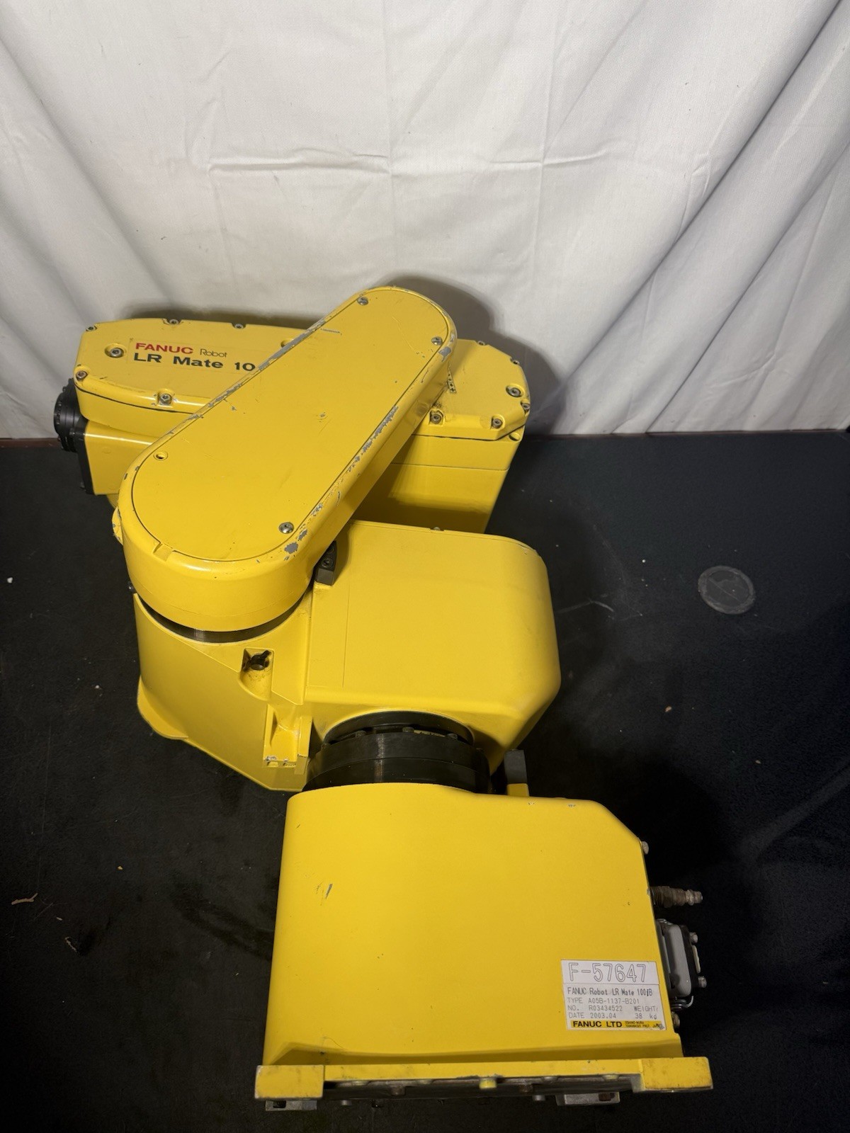 Fanuc LR Mate 100iB With J3IB Mate Controller Untested